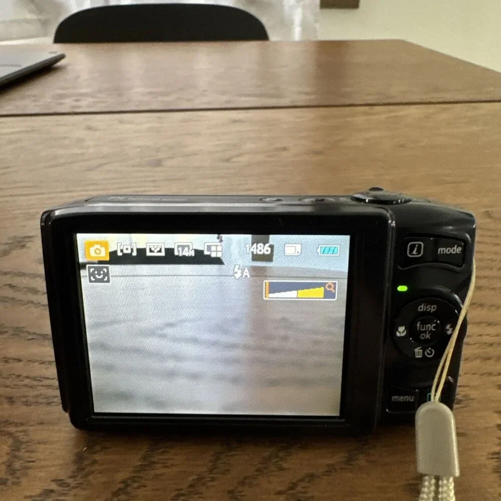 General Electric J1470S Digital Camera 7x Zoom 14.1mp Tested And Works Great